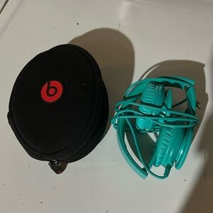 Teal Beats